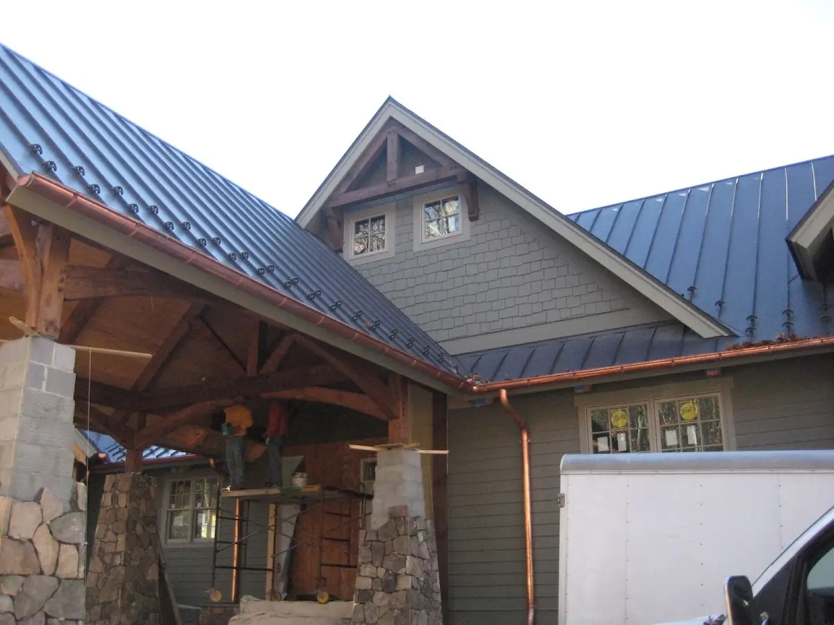 Craftsman Roofing team delivering quality roofing work in Beach Park